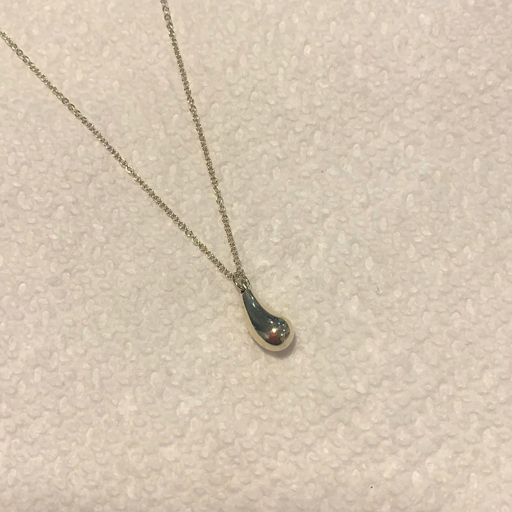 Elsa Peretti teardrop necklace from Tiffany